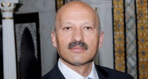 رضا بالحاج : الحكومة لا تسعى إلى مراجعة التعيينات