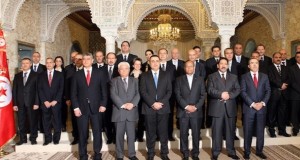 إمكانية الإعلان عن تخفيض رواتب الوزراء قريبا