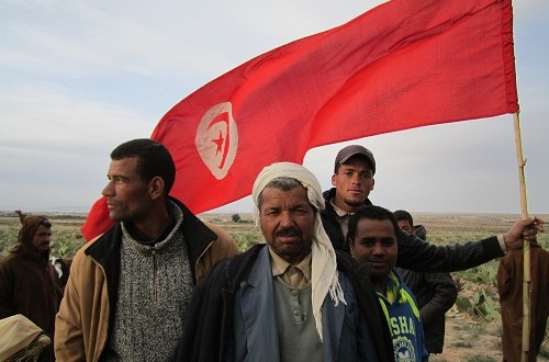 في التعتيم على اعتصام أهالي أم القصاب.. المسؤوليّة الإعلامية المعكوسة