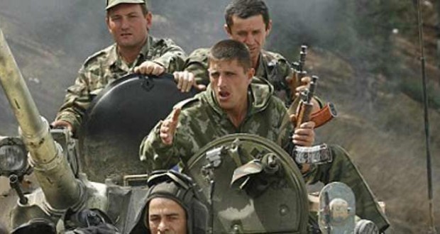 تحسّبا من عمليات إرهابية على حدودها مع ليبيا: الجزائر تستنفر 40 ألف جنديا