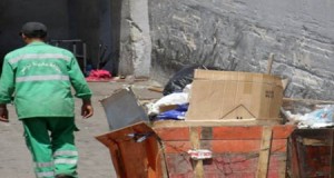 أعوان البلديات بجميع الولايات ينفذون إضرابا عن العمل