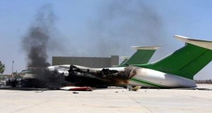 أعنف هجوم يتعرّض إليه مطار طرابلس منذ بداية الاشتباكات