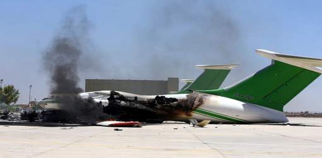 أعنف هجوم يتعرّض إليه مطار طرابلس منذ بداية الاشتباكات