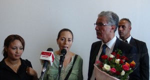 عاملات “لاتيلاك” يكرّمن حمّة الهمّامي ويشكرن الجبهة الشعبية لمساندتهن في تحرّكاتهن الاحتجاجية