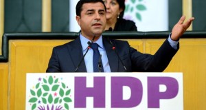 زعيم “حزب الشعوب الديمقراطي” التركي ينجو من محاولة اغتيال