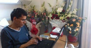 الشاعر الصغير أولاد أحمد صاحب قصيدة ”أحبّ البلاد كما لا يحب البلاد أحد” في ذمّة الله