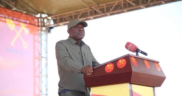 ثلاثون شخصًا بزي شرطة يقتحمون منزل الدكتور فريد ميمبي مرشح الإنتخابات الرئاسية